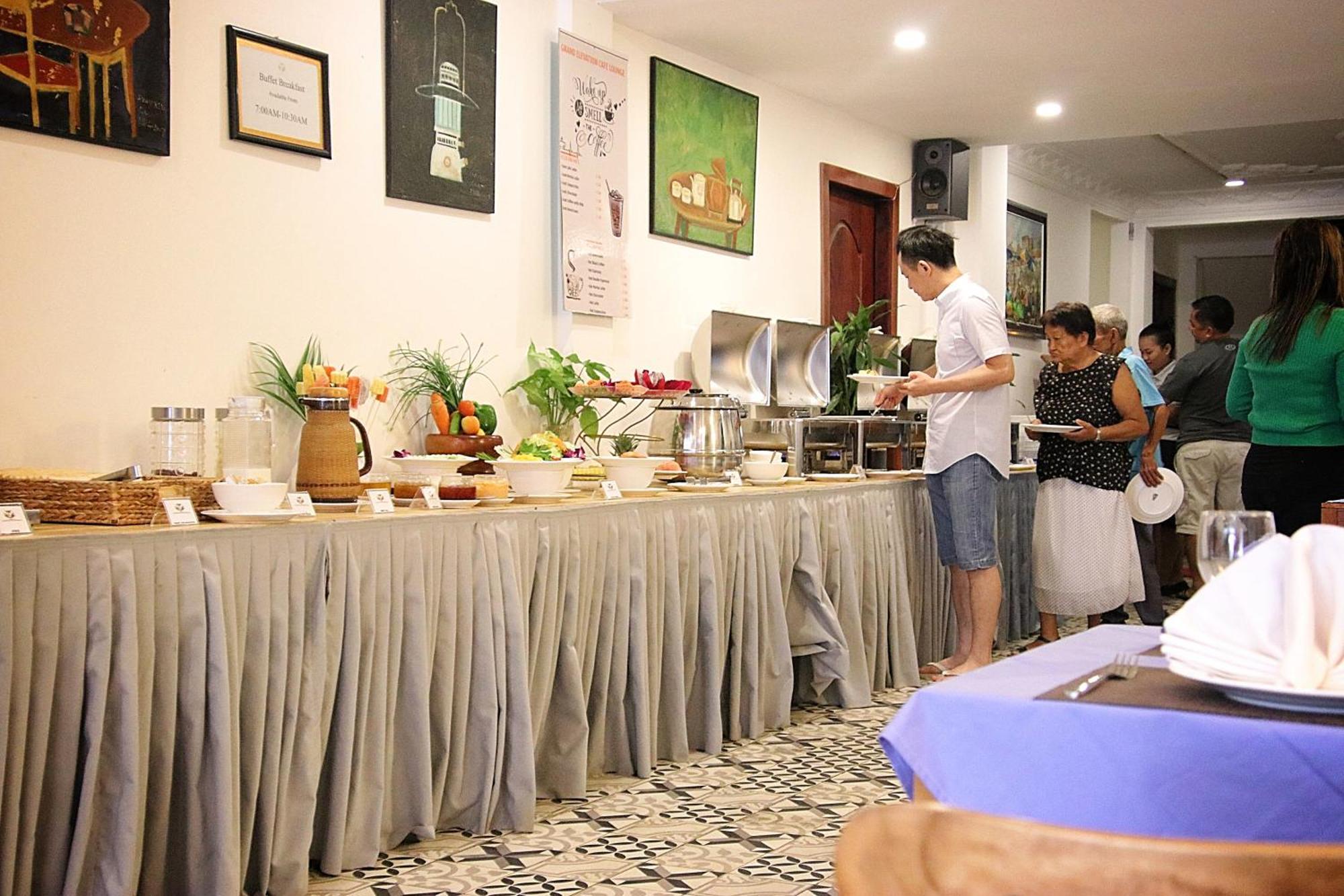 Grand Elevation Hotel Phnom Penh Dış mekan fotoğraf